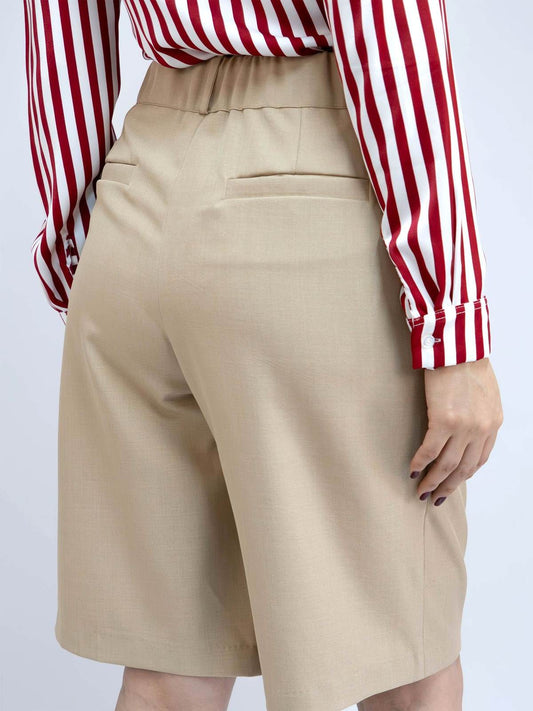 Short Malva Ejecutivo